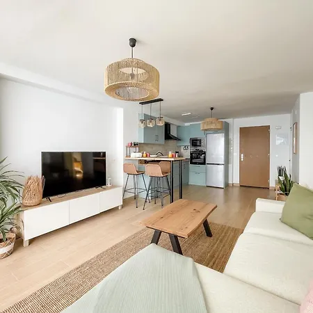 Apartment Ocean Views From Every Corner *