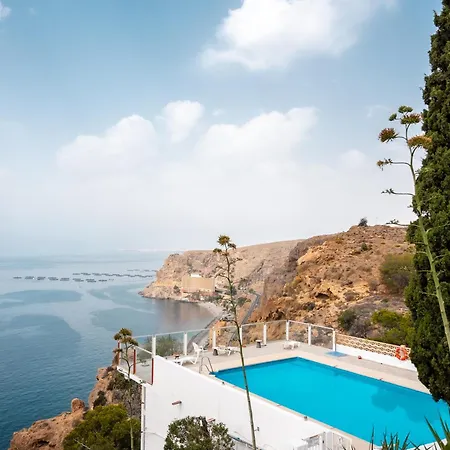 Apartment Ocean Views From Every Corner